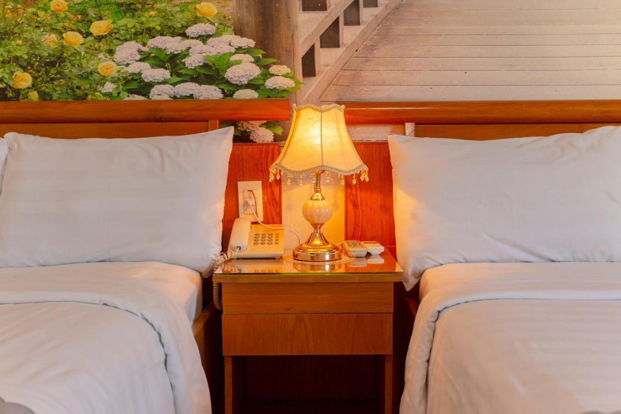 Giang Linh Hotel Ho Şi Min Exterior foto